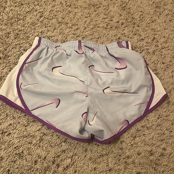 purple nike shorts - Picture 2 of 3